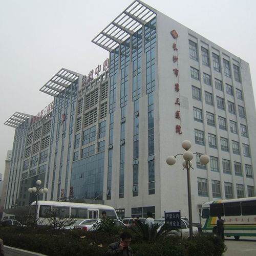 湖南长沙三甲医院成功安装维生素分析仪